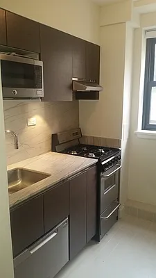 Rented by Stonehenge NYC LLC | media 3