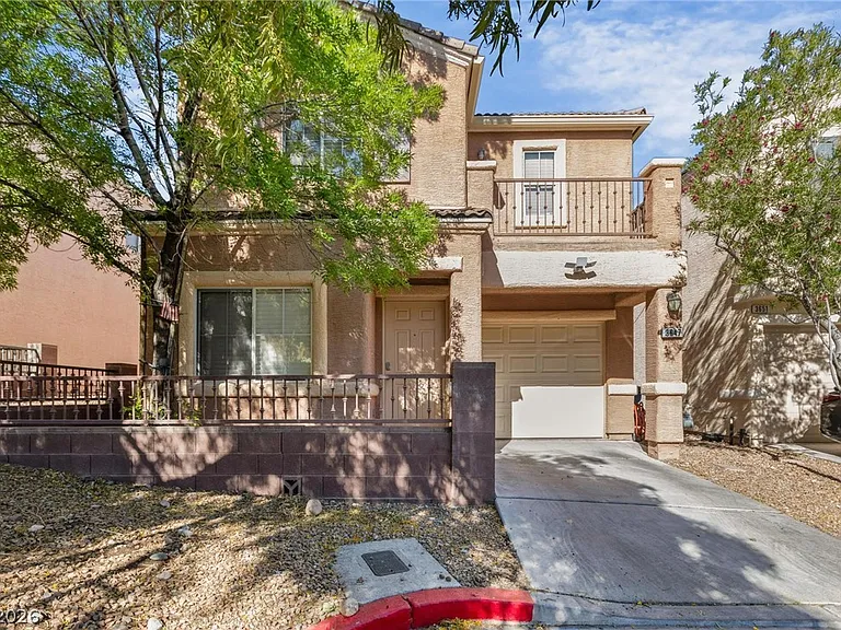 3647 McMurty Ct — Photo 2
