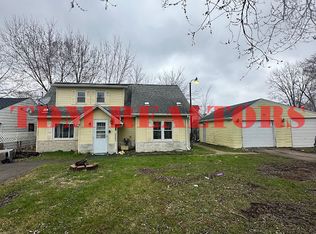 2057 E Bergin Ave, Burton, MI