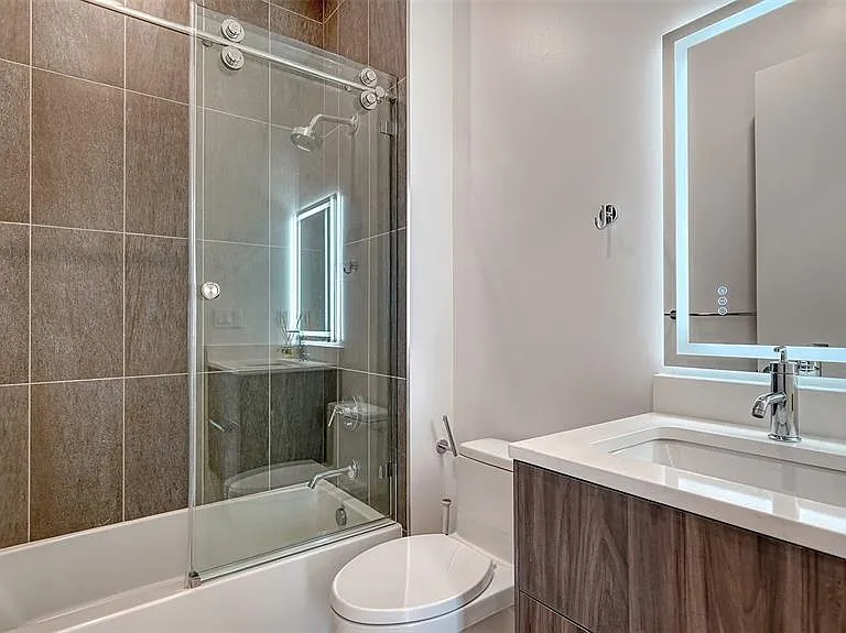 33 S Palm Ave #804 — Photo 34