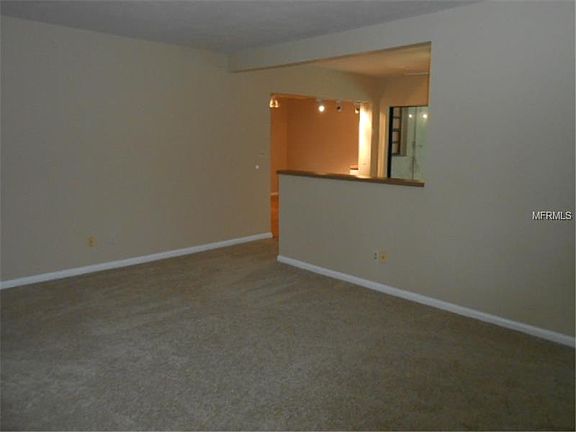 3rd image of 5926 Tangerine Ave S