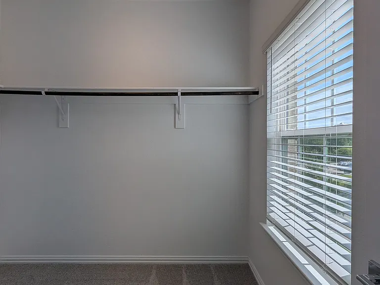 2257 Adena Springs Dr — Photo 12