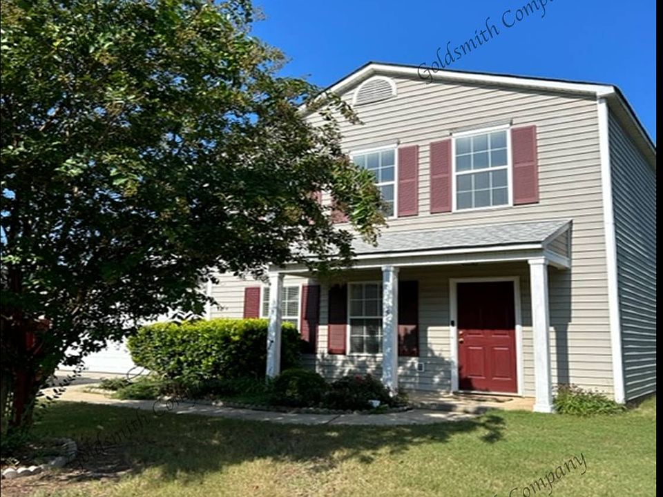 1st image of 105 Willow Bend Dr