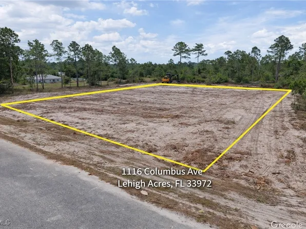 1116 Columbus Ave, Lehigh Acres, FL 33972