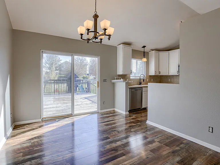 15405 Fillmore Cir — Photo 5