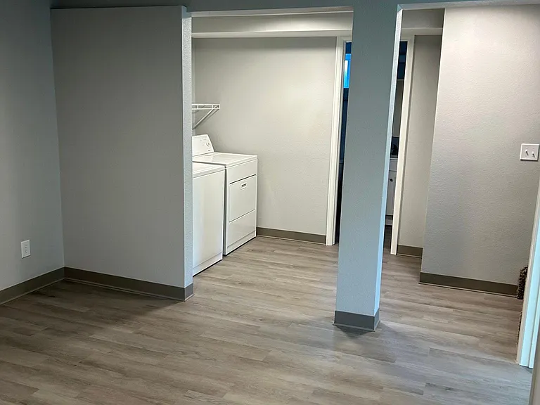3430 N Cascade Ave — Photo 19