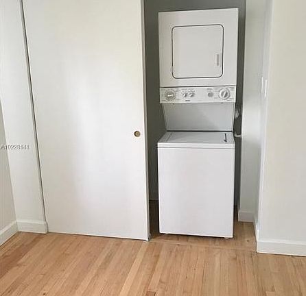 2nd image of 2840 Pine Tree Dr #5