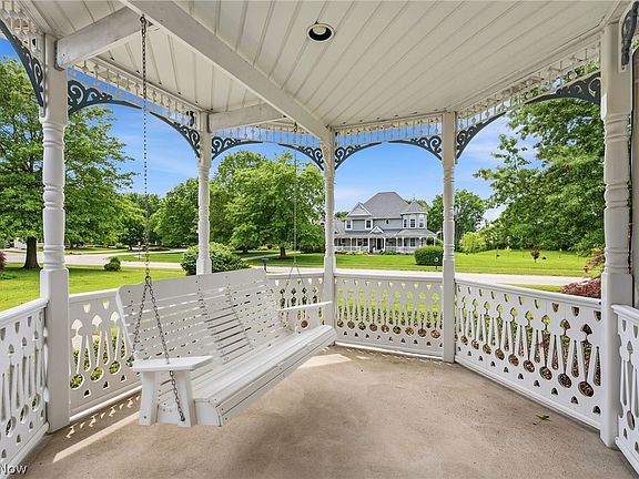 5th image of 548 Appomattox Ct