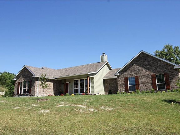3rd image of 102 Shoreway Cir