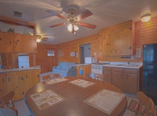 9893 F Ave, Wapello, IA 52653