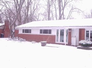 2525 Ivanhoe Dr, West Bloomfield, MI