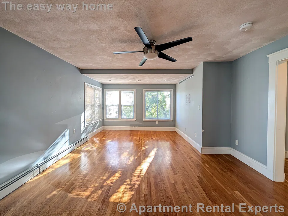 19 Whitman St #1