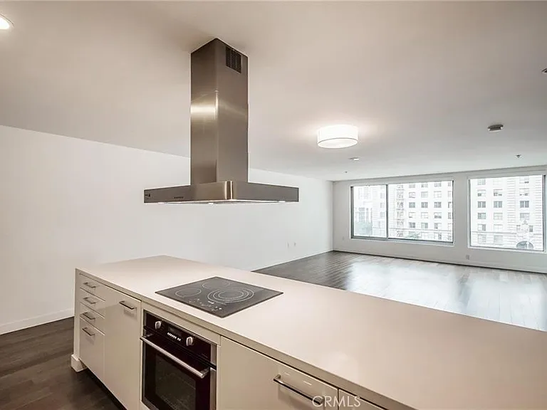 901 S Flower St #616 — Photo 6