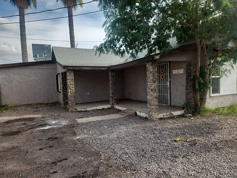 419 N 29th Ave — Photo 1