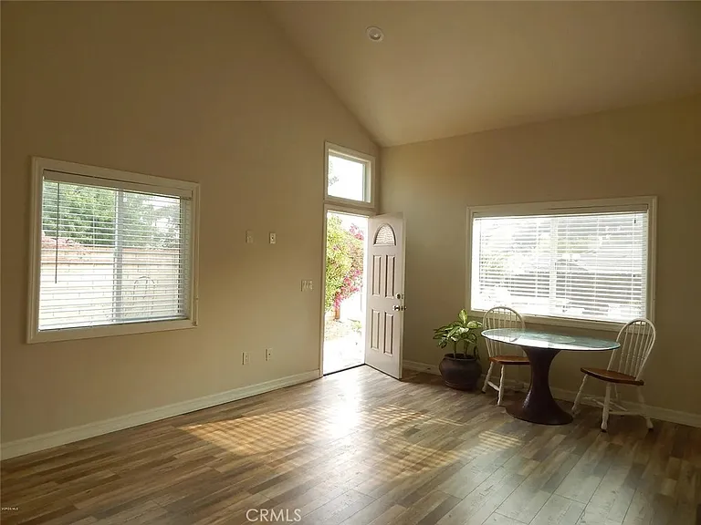 3028 Wauneta St — Photo 8