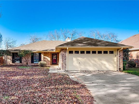 2nd image of 909 Shannon Creek Dr