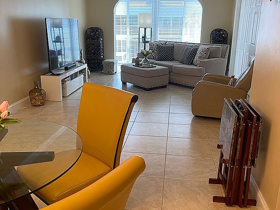 3rd image of 6365 Bay Club Dr APT 3