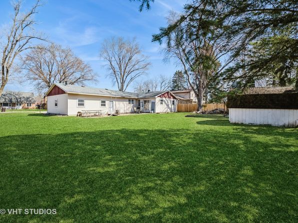 3009 Miller Dr, McHenry, IL 60050