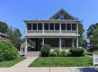33 Vine St APT 2, Melrose, MA 02176