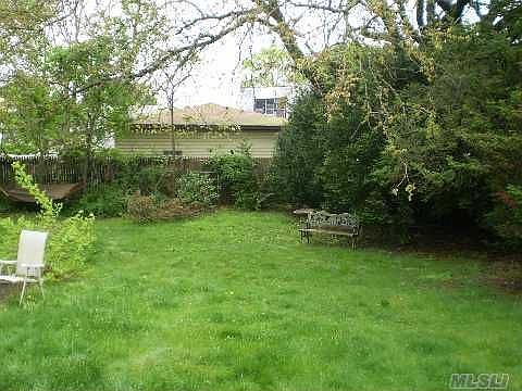 3rd image of 2881 Davison St