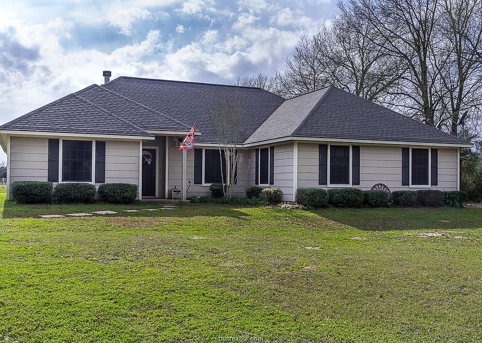 1st image of 3805 County Road 365
