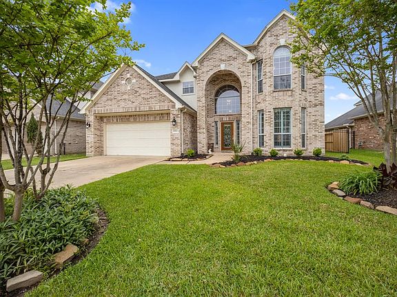 3rd image of 17902 Sugarloaf Bay Dr