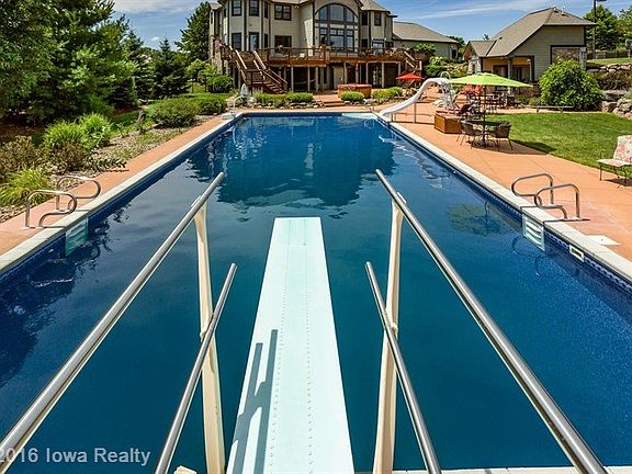 5th image of 5725 Red Bud Way