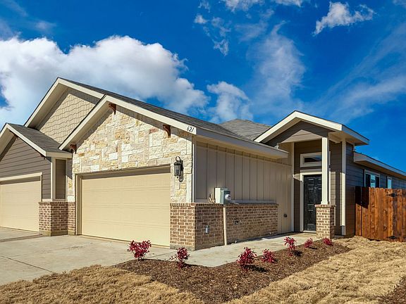 2nd image of 621 Fallow Dr