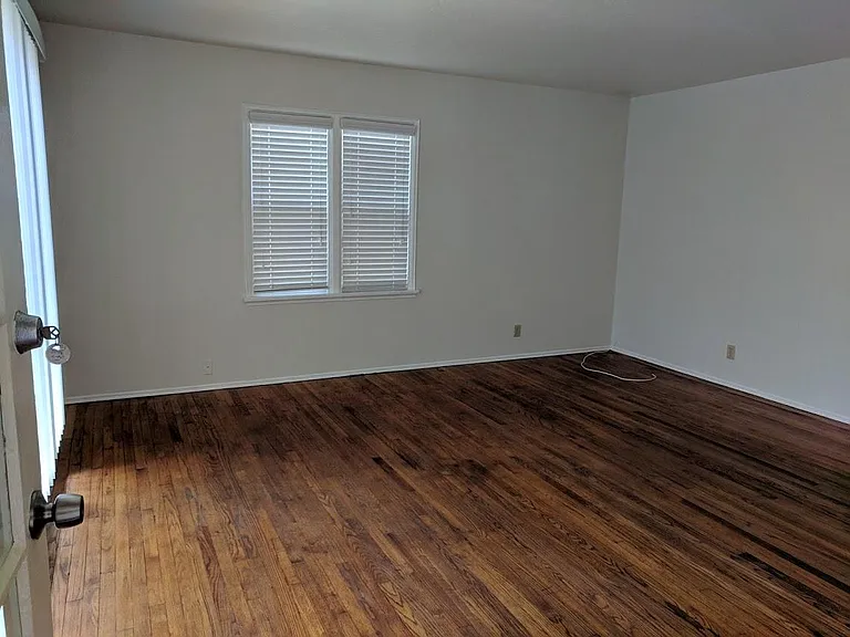 5538 Riley St — Photo 5