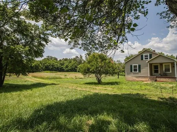 46 Emma Brooke Ln, Taylorsville, NC 28681