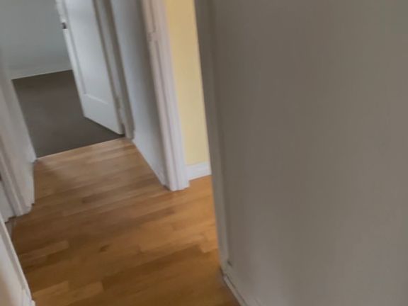4th image of 6527 Denver Ave #1