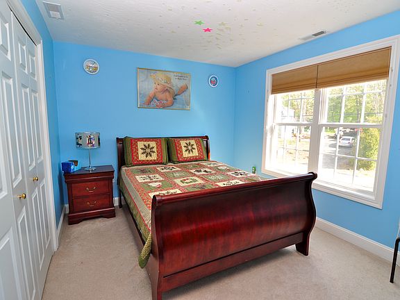 5th image of 284 S Quinsigamond Ave