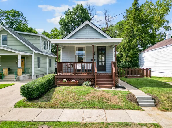 218 W Walnut St, Southgate, KY 41071