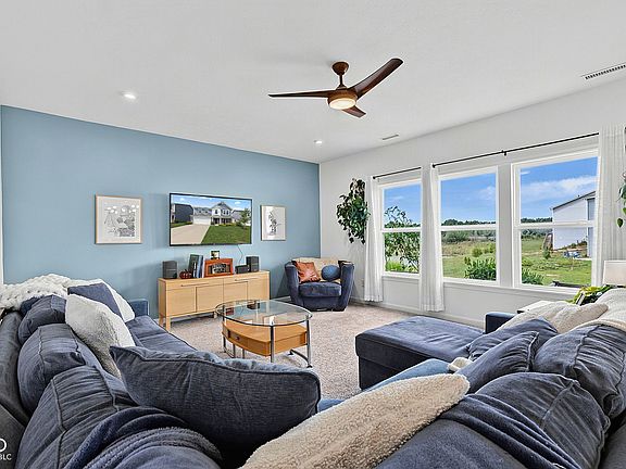 2nd image of 4320 Indigo Walk Ln