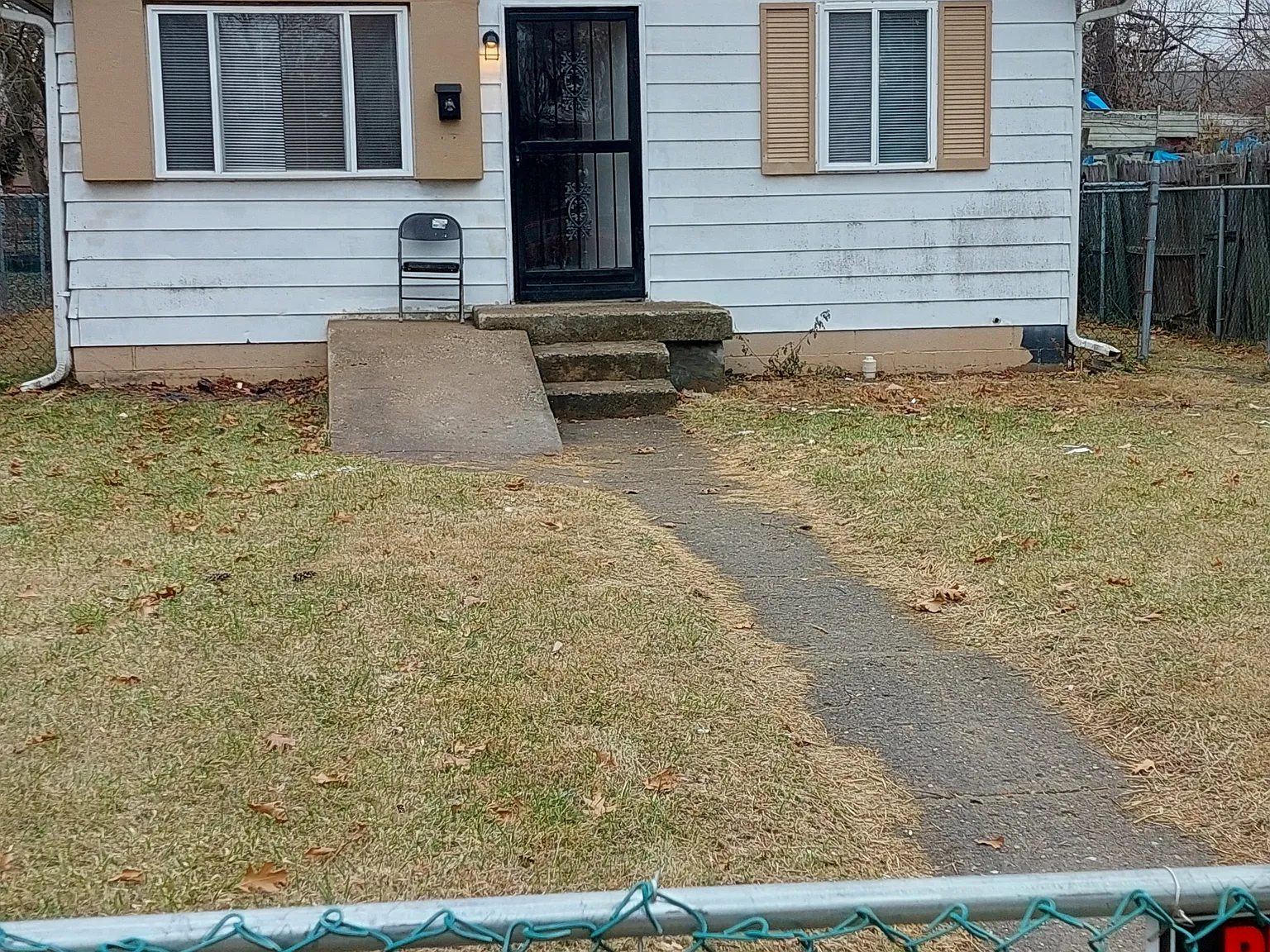 3 bed, 1104 sqft, $1,250 — Photo 2