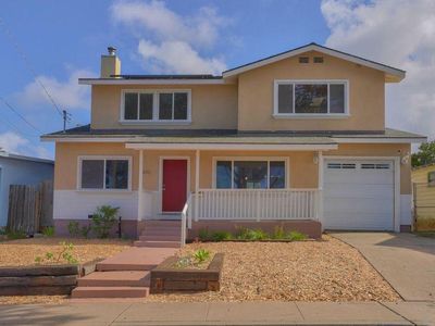 1642 Goodwin St, Seaside, CA, 93955