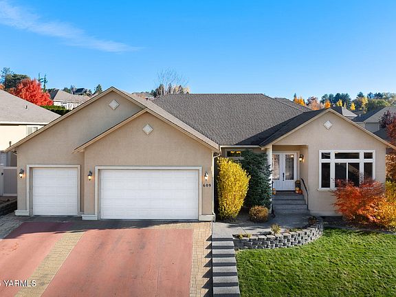 2nd image of 609 N 74th Ave