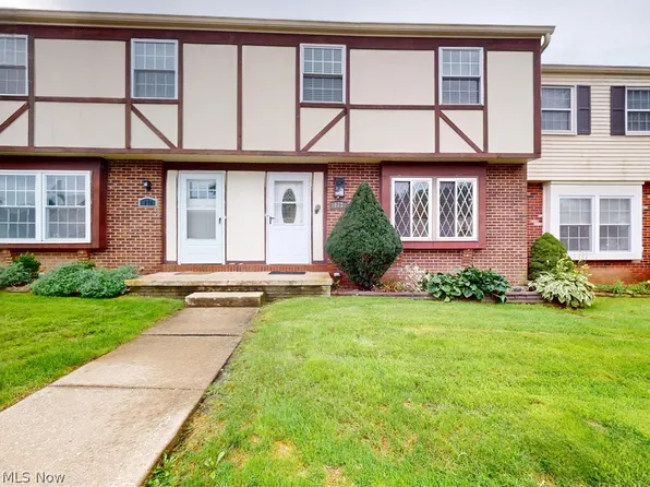 173 Ault St, Wadsworth, OH 44281