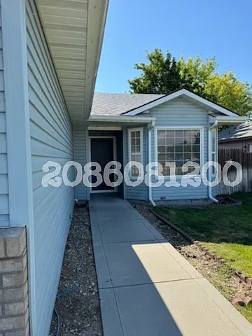 1411 N Caterpillar Ave — Photo 2