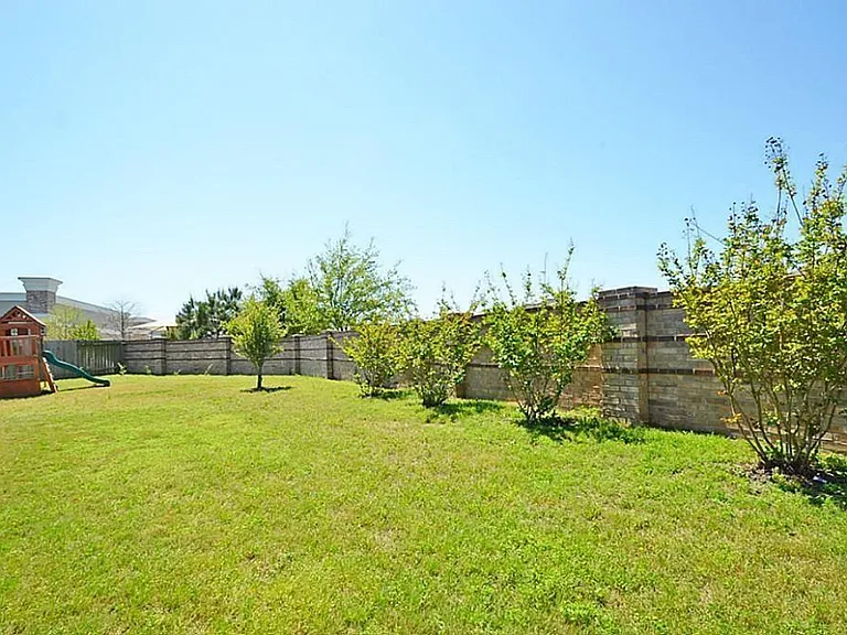 24562 Carlton Springs Ln — Photo 22