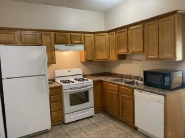 260 Fountain St APT E4, Fall River, MA 02721