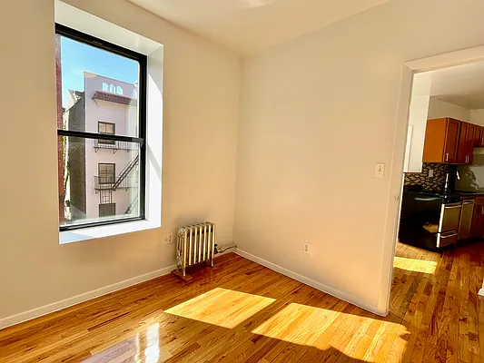 Rented by Compass | media 11