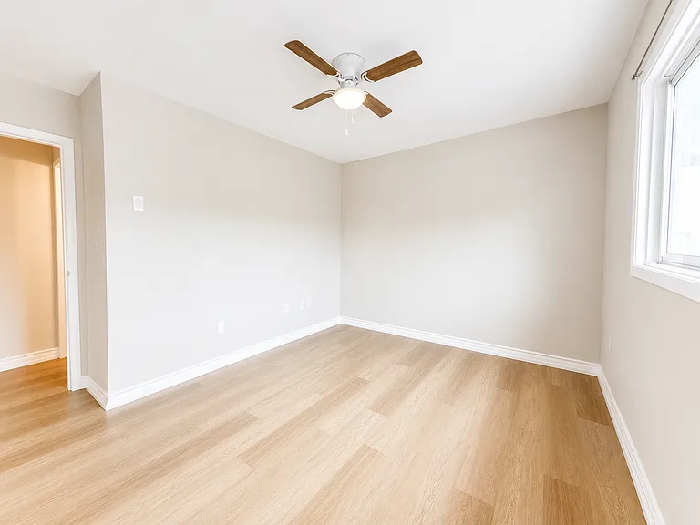 19 Empire St #14 — Photo 10
