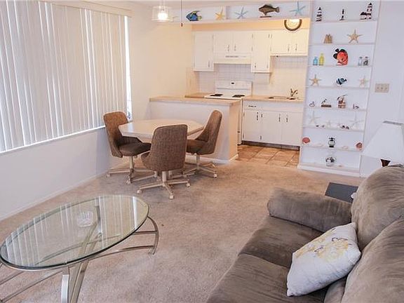 3rd image of 4365 Tahitian Gardens Cir APT D