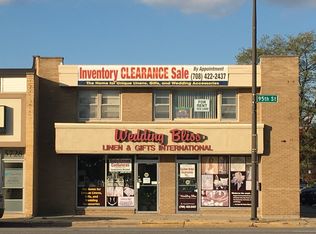 5722 W 95th St #2, Oak Lawn, IL 60453