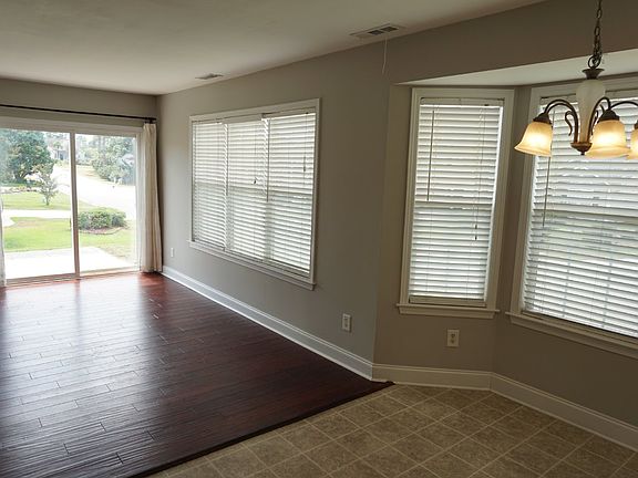 5th image of 602 Laveen Way
