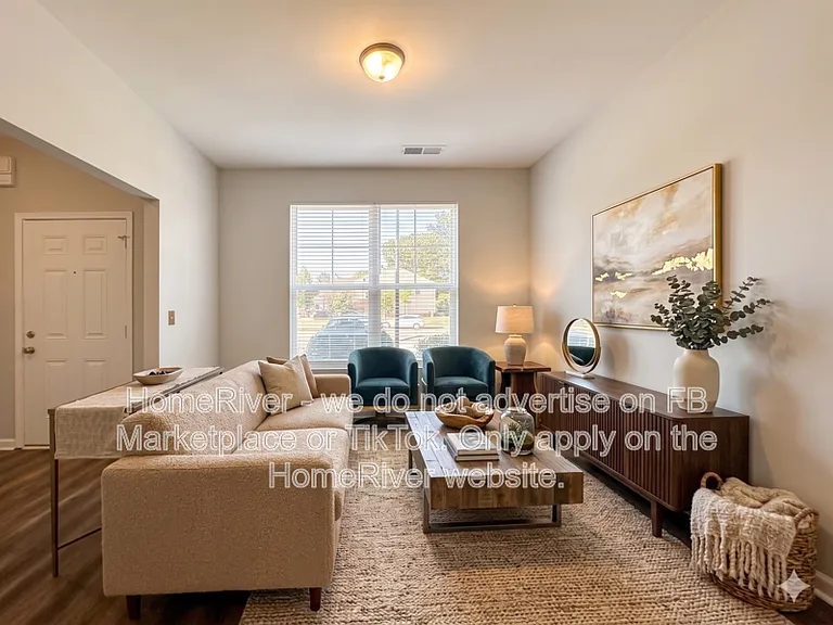 230 Daisy Cir — Photo 2