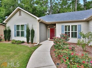 102 Glendale Dr, Peachtree City, GA 30269