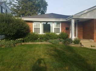 204 S Albert St, Mount Prospect, IL 60056