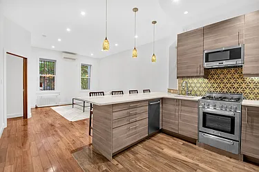 634 East 14th Street